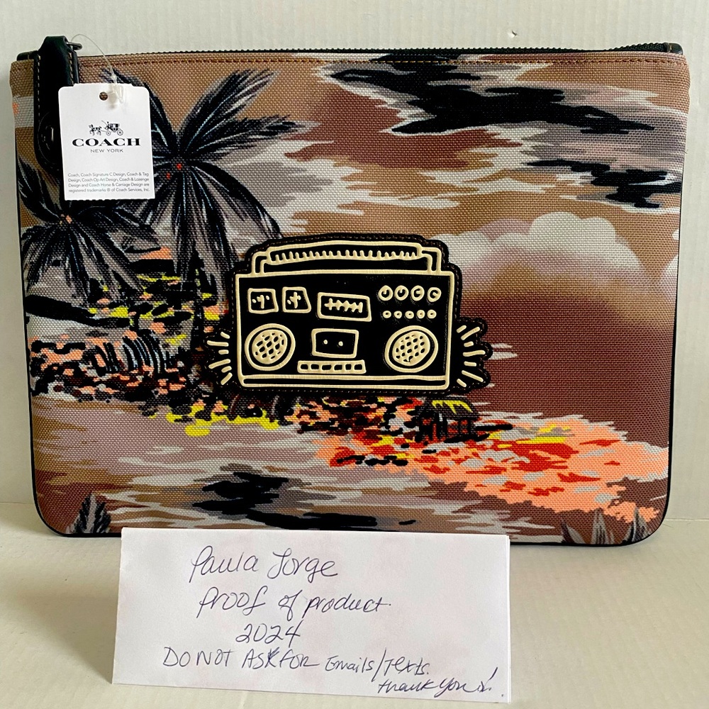 NWT! Coach Keith Haring large locking zip pouch with matching hangtag